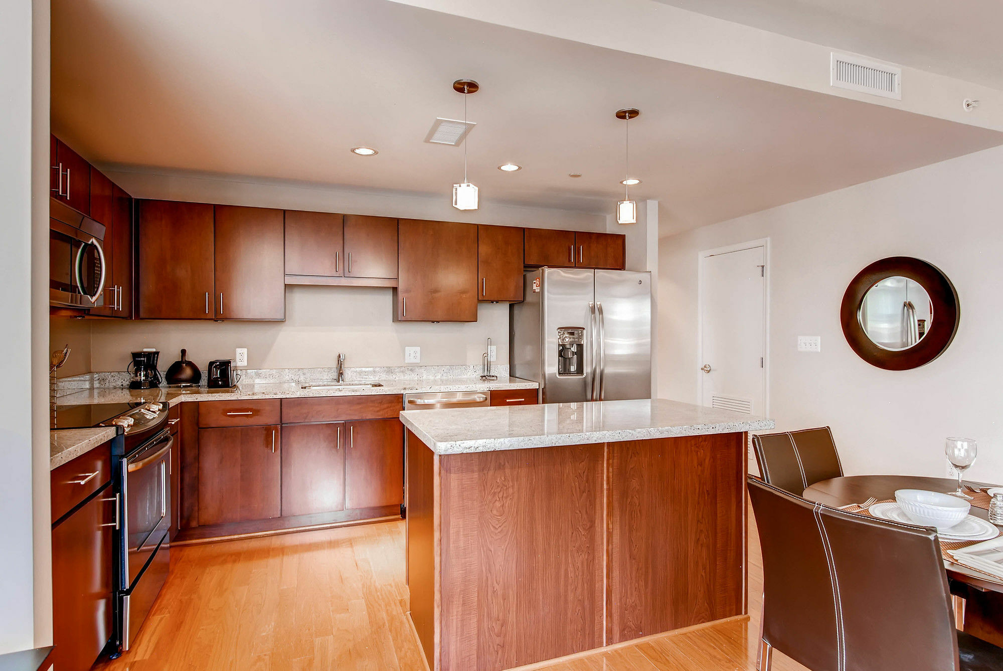 Global Luxury Suites At Foggy Bottom Washington Exterior foto